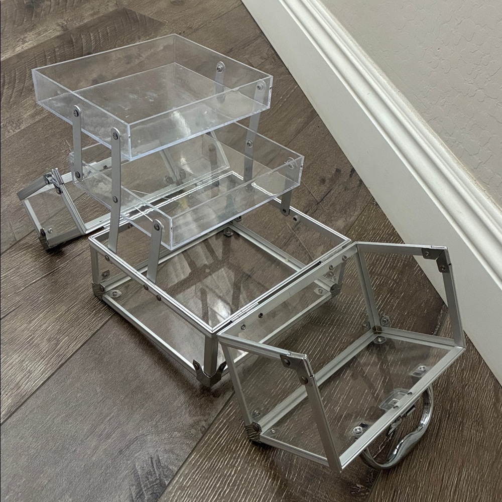 Vintage Clear Acrylic Train Case Organizer/Cosmetic, Makeup, Jewelry Storage Box - Picture 3 of 6